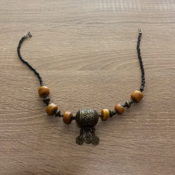 Sundance Silver and Brown Tribal Necklace - Picture 3 of 5